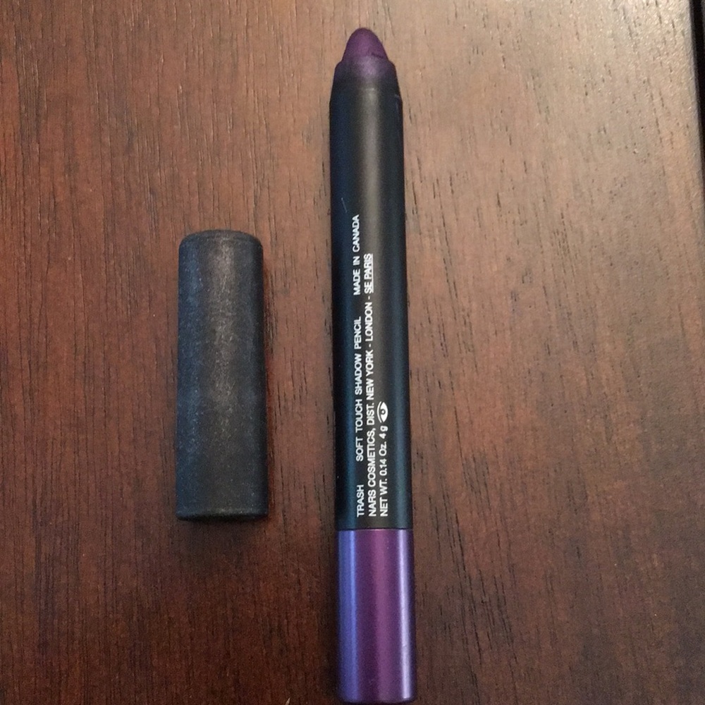 NARS Soft Touch Shadow Pencil